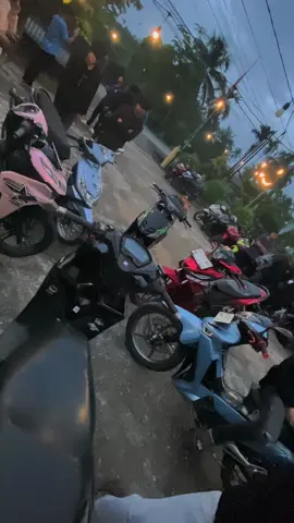 KOPDARGAB antara SUPRA KUBURAYA DAN VARIO PONTIANAK CLUB beserta team suportnya terimakasih banyak🙏🏻  #Supra #vario #KOPDAR #motor #salamsatuaspal 