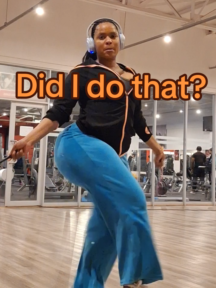 Relatable? 😝😝 heloo?? lol          .                 .                     .             .             .             .             .            .            .            #goviralnow  #forfunonly #gymfunny #skippingrope  #tiktoksouthafrica🇿🇦🇿🇦 