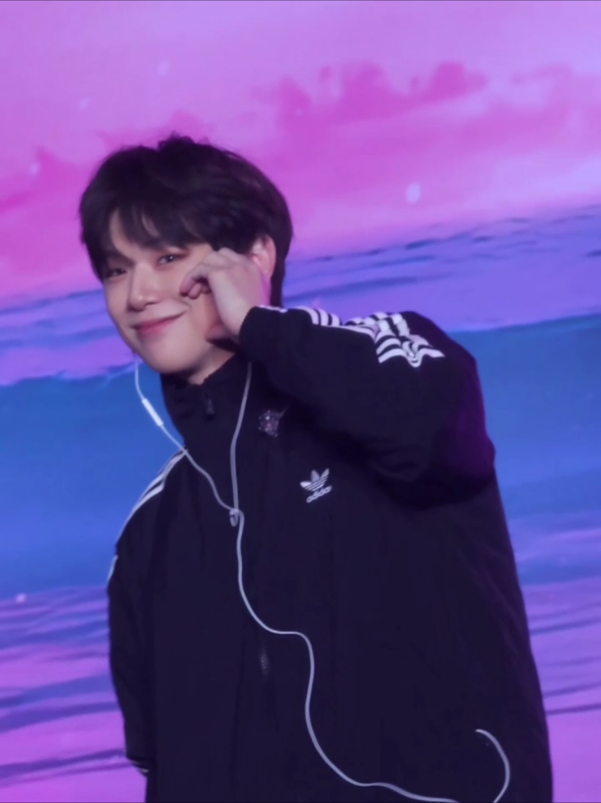 học trưởng đợi emmm #강다니엘 #kangdaniel #boyfriend #fyp #viral 