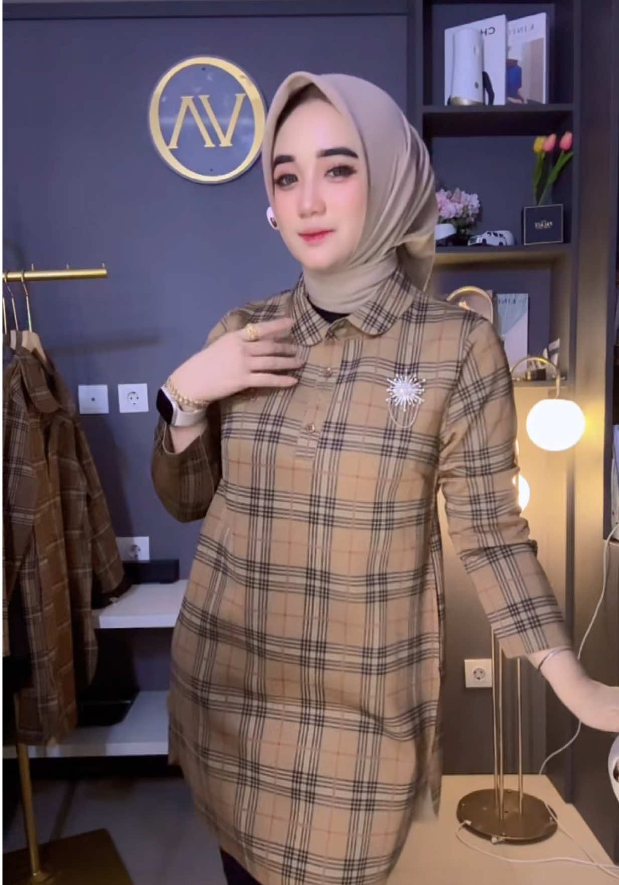 Tumini simple tp elegant 💃💃 #vaoutfit #creatorsearchinsights #tunikpremium #tunikviral 