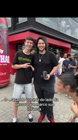Quem é esse famoso ?  #famoso #scorpion #youtube 