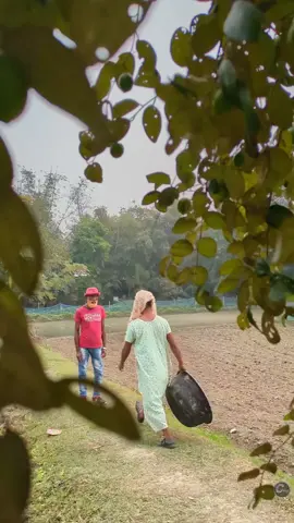 নজর টিপ 🤣😂#foryoupage #shanto_raj26 #funnyvideos #foruyou #bdtiktokofficial🇧🇩 