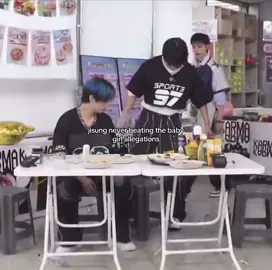 now that’s a crazy way to sit down #straykids #minsung #hanjisung #fyp #skzrelated 