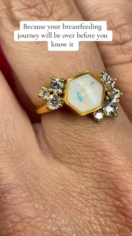 Who will save an ounce for a breastmilk ring?!?#motherhood #breastmilkstorage #breastmilkkeepsakejewelery 