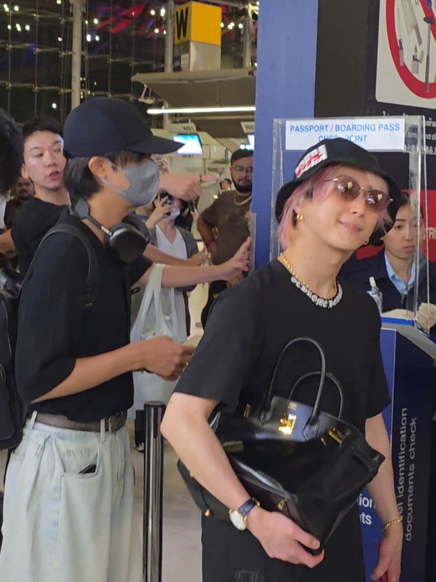 เดินทางปลอดภัยนะเด็กๆ มาประเทศไทยอีกนะ#summersonic #snowman #snowman担と繋がりたい 