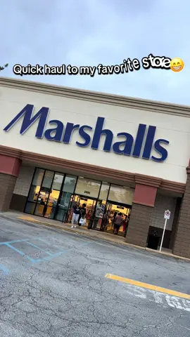 Ain’t no mountain high enough, ain’t no valley low enough, ain’t no river wide enough, to keep me from MARSHALLS 😂😂😂 #douglasville #marshalls #marshallsfinds #marshallshaul  