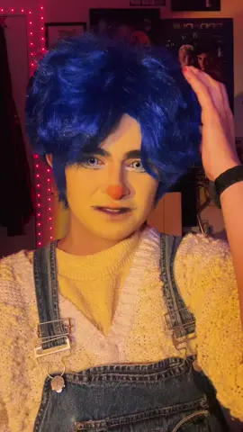 Guys I had to interact with actual evil supervillains yesterday.. #yellowguy #dhmis #dhmiscosplay #yellowguydhmis #yellowguycosplay 