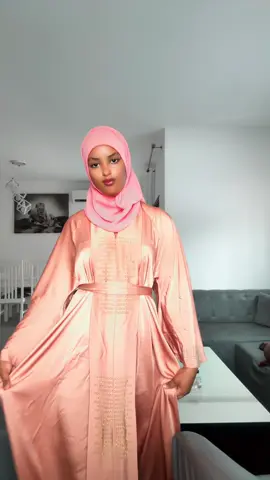 Abaya disponible #abidjan225🇨🇮 #burkinatiktok🇧🇫🇧🇫🇧🇫❤️ #Viral 