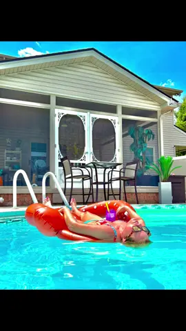 Summer is almost over…….here’s to this summer💋.  #summermashup #tiktok #tik #tok #foryoupage 