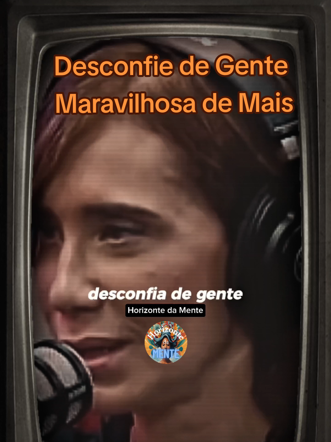 Nem todo mundo que parece perfeito realmente é. Desconfie de quem se mostra maravilhoso demais, porque no fim o que revela o caráter não são as palavras, mas as atitudes. Observe o que a pessoa faz, não apenas o que ela fala. _ #Reflexão #Relacionamentos #AmorPróprio #Atitudes #VidaReal