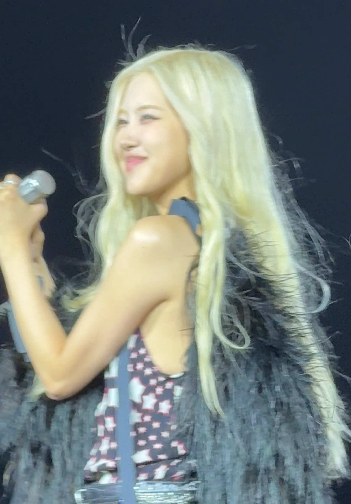 Rosé ✨🩷 @ROSÉ  #rosé #blackpink #roses_are_rosie #deadlineworldtour #london @blackpinkofficial 