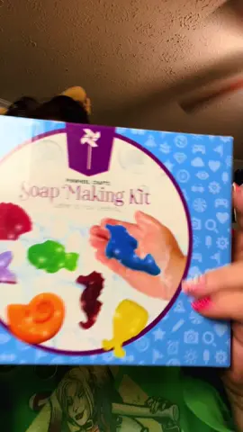 Pinwheel DIY Soap Making Craft Kit for kids ages 5+ - Great for a Christmas Gift #tiktokshoplabordaysale #rushtok2025 #DIYSoap #CraftKit 