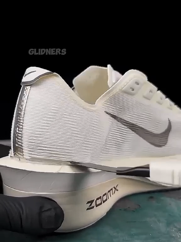🔥 ASMR Cutting Open Nike Vaporfly 4 – Every Layer Revealed! 👟🎧✂️ Satisfying sounds as we slice through ZoomX foam, carbon plate, and outsole. The ultimate ASMR teardown for runners & sneakerheads! #ASMR #NikeVaporfly4 #ShoeDissection #fyp #RunningShoes 