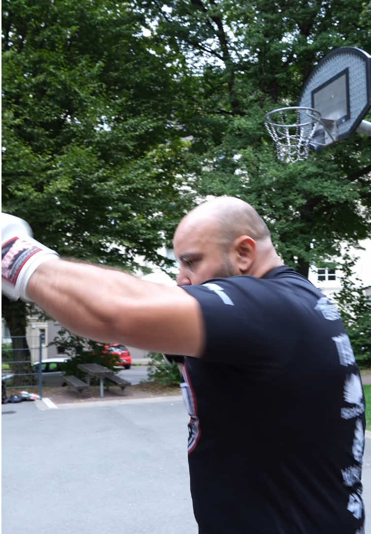 Machst du Kindersport oder Männer Sport?  #boxen #mma #k1 #kampfsport #fußball 
