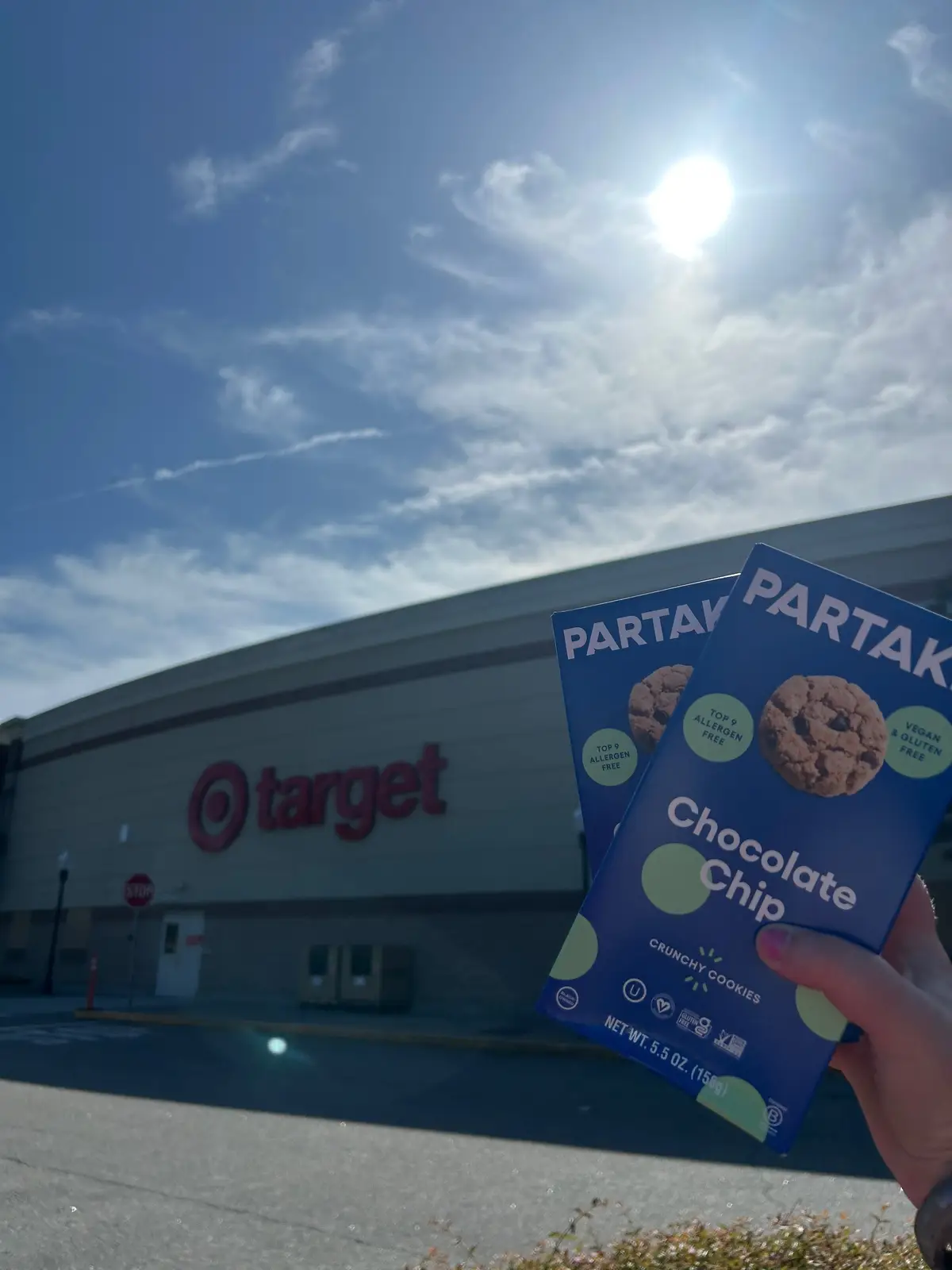 #LifeOnTikTok #TikTokPartner #TikTokMadeMeBuyIt As a #TargetPartner, I got to try out these partak chocolate chip cookies! https://goto.target.com/1939og #fyp @target 