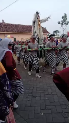 Rekesan Bersatu  #karnaval2025  #menyarik  #winonganpasuruan  #berandatiktok  #fypシ゚ 