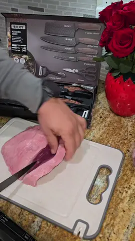 🔪 Cozinha de chef em casa! Esse kit 6 peças em aço carbono vem com facas, cutelo, descascador e tesoura profissional 😍 👉 Comenta “eu quero” que te envio o link! #ShopeeBrasil #FiqueECompre #TikTokMeFezComprar #CozinhaPrática #ChefEmCasa