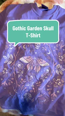 My new favorite t-shirt 😍✨ #graphictshirt #halloweenshirt #womenstshirts #tiktokshopcreatorpicks 
