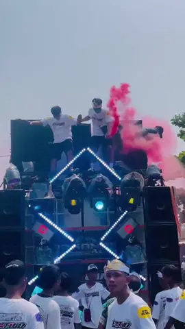 🙌 @𝙴𝚁'𝚃𝚆𝙾𝙶𝙰𝙽𝙺.OFFICIAL #karnavalbalongdowo #karnavalindonesia #karnavalsidoarjo #karnaval #bettlesound 