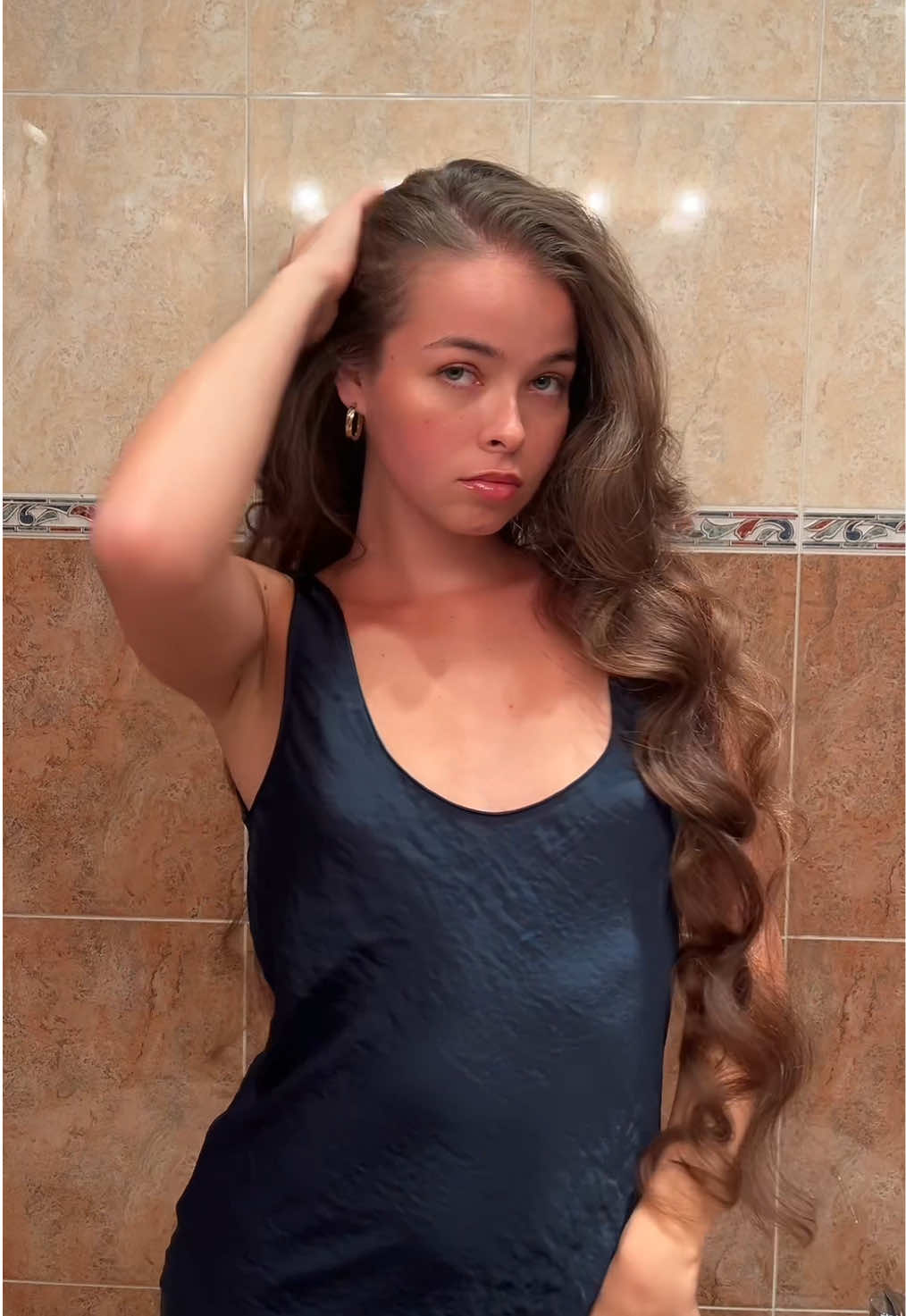 only had 2 hours for these robe curls 😩 #robecurls #heatlesscurls #hairtutorial 