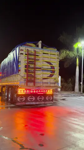 #paratitiktok😎✈️✌️ #guatemalacheck🇬🇹😎🤟 #puroshinos✈️😎🤪 #amamosloquehacemos🥰🚛❤️ #fullactitud😎😮‍💨✌🏻✈️ #adictosalpeligro🔥😬🚛 @Brandon Randolfo Perez @Yoni Randolfo Perez @Marlon Chacon @@mynor_amado 