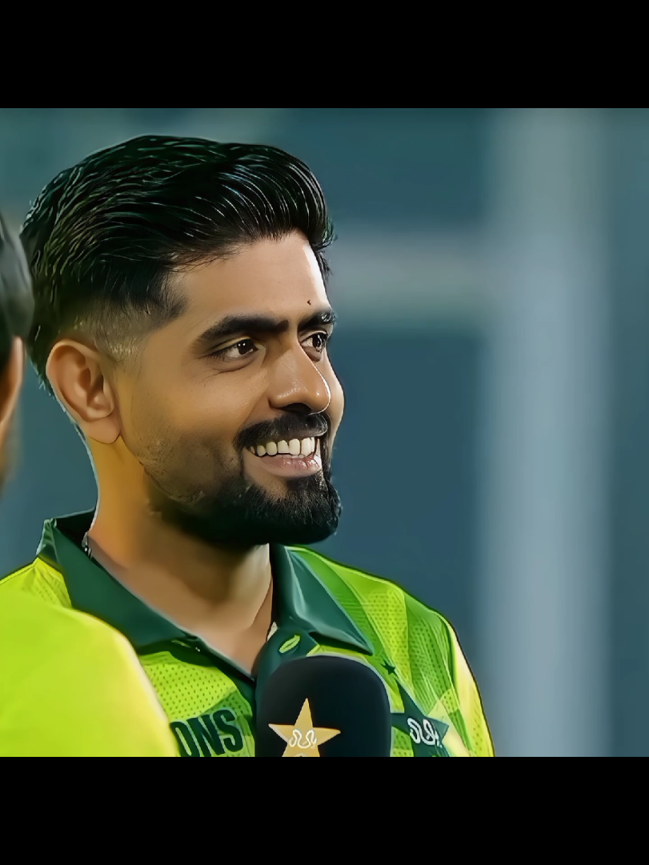 𝗞𝗜𝗡𝗚 𝗕𝗢𝗕𝗕𝗬 ! 😫❤🎵#foryou #foryoupage #babarazam #king 