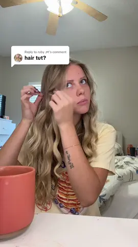 Replying to @ruby ౨ৎ  how I curl my hair #hairtutorial #curl #pmts 