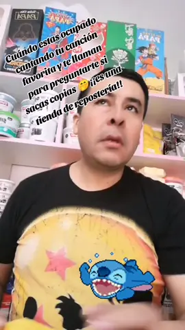 😂🫣🤭😂 Cuándo estas ocupado cantando tu canción favorita y te llaman para preguntarte si sacas copias 🤭 ¡¡es una tienda de repostería!! #jorgeluna #hablandohuevadas #hh #zincomoldes #tutiendazincomoldes 