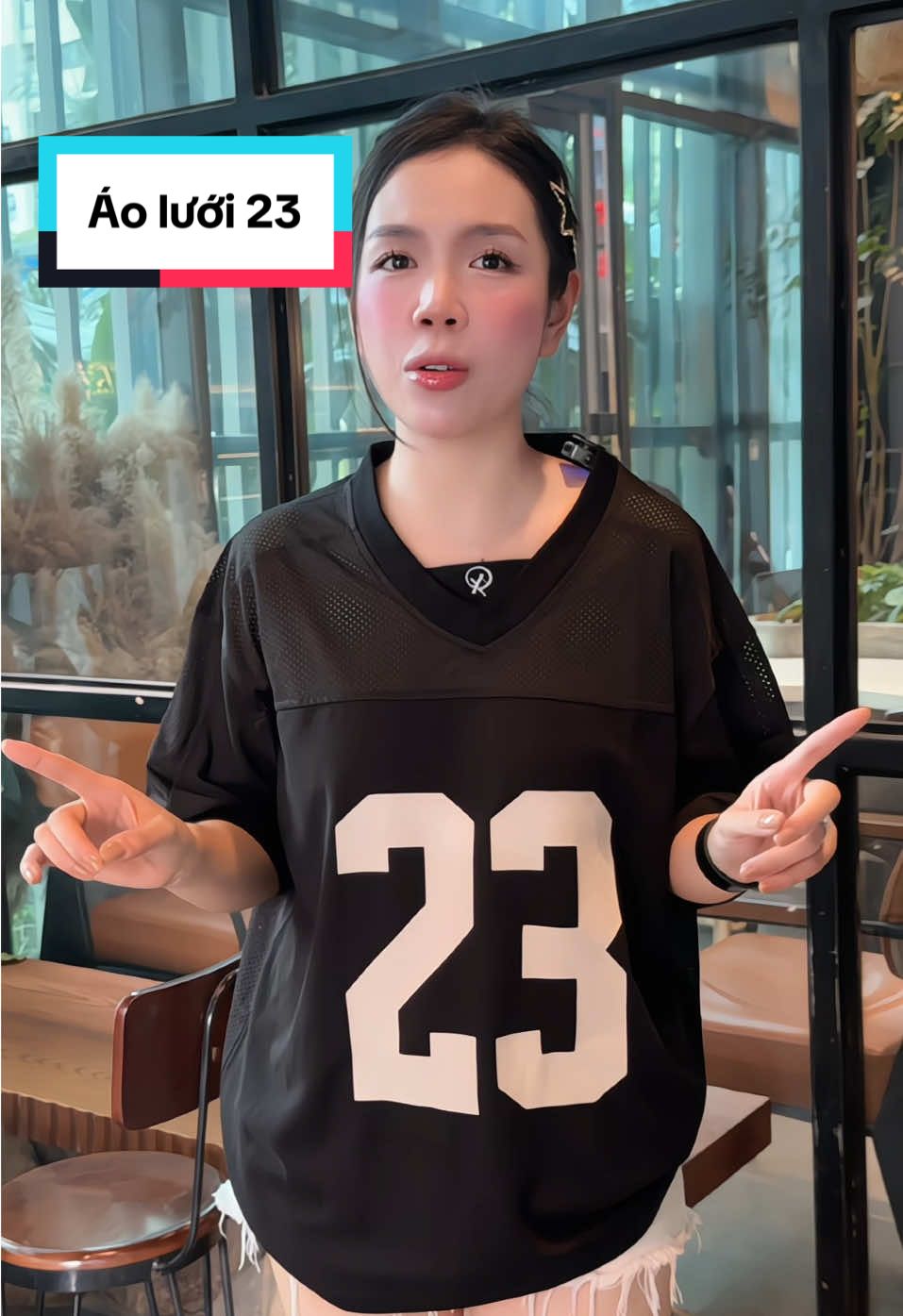 Mỗi bà muc 1 cái áo này đi #trangchoichang25 #thoitrangnu #thoitrang #aoluoi #aoluoithethao 