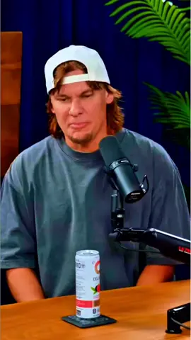 what things  is u.s.a buying  from Australia ? #theovon #theovonclips #thispastweekend #pleaseunfrezzemyaccount 