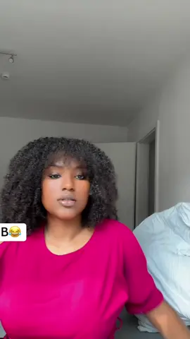#fff 