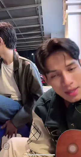 Masyaallah tabarakallah uda @Adzando Davema @ayah zando terimakasih banyak untuk live nya malam ini seneng nya luar biasa bg🤭🤭😭🥰#fyppppppppppppppppppppppp 