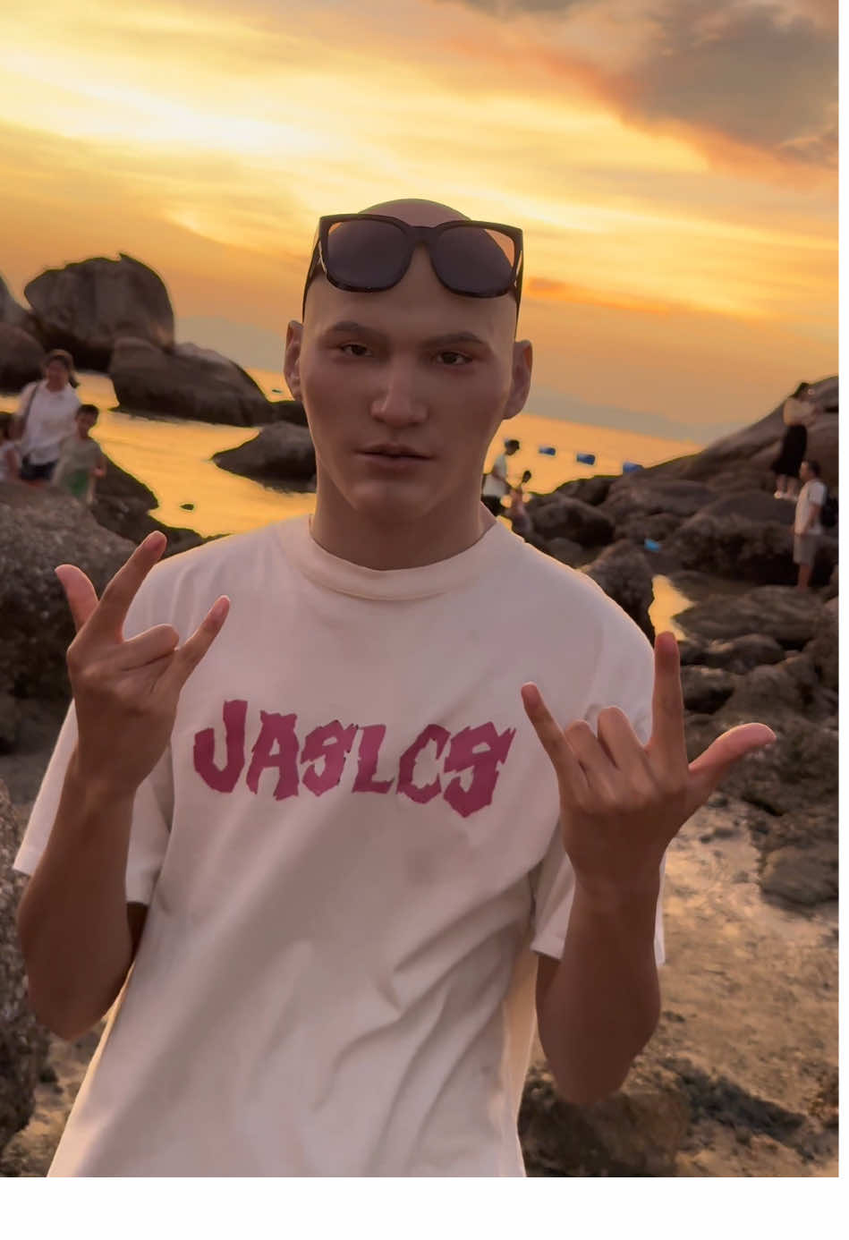 It would be great to take a video with this silicone mask at the beach with the sunset #siliconemask #realistic #mask #crossdressing #cosplay 