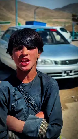 درد اشعار (پښتو): زړه مې د درد په زخمونو سینګار دی چا ته ووایم چې ژوند مې څومره خوار دی د غم شپې مې د ژوند نه اوږدې دي سترګې مې تل د اوښکو سیلاب دي