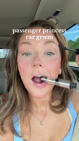 I just love doing makeup in a moving vehicle I guess 🤭 hehe ily besties!! #grwm #carmakeup #getreadywithme #MakeupRoutine 