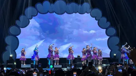 Pesawat kertas by @JKT48  #blablafest #blablafestpalembang #jkt48 #fyp 