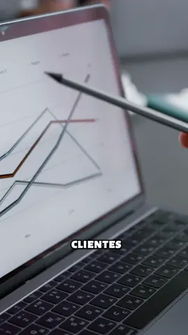 ¿Estás cansado de crear diagramas de flujo y base de datos para mostrar a tus clientes el funcionamiento del proyecto? ¡Te doy la solución! #alejotorregrosa #rapidchart #diagramas #productividad #agentesia