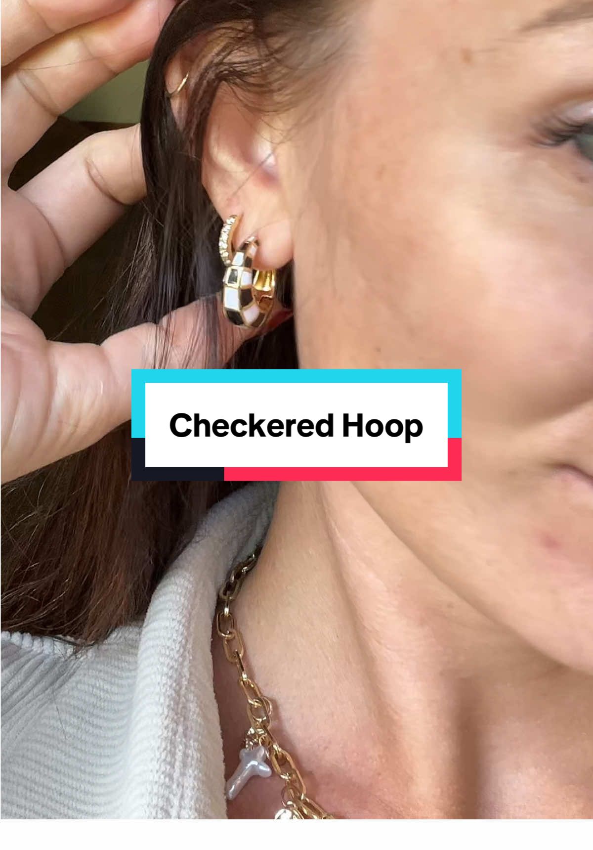 Checkerprint hoops that go with everything 😍 plus they’re tarnish-free so you can wear them on repeat! #earrings #tarnishfreejewelry #trendyaccessories #affordablefinds #checkerprint checkerprint earrings, cute hoops for women, tarnish free jewelry, affordable earrings, trendy accessories 2025, everyday jewelry style, statement hoops, giftable earrings