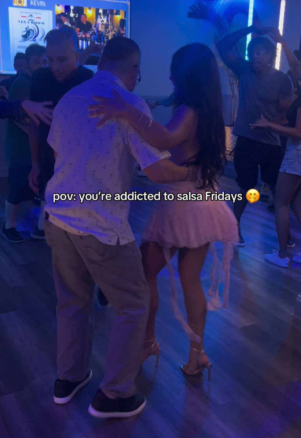 I’m officially at salsa dancing Tia age I fear 😔 #fyp #chuntidiva #fypシ #salsadancing #salsaromantica 