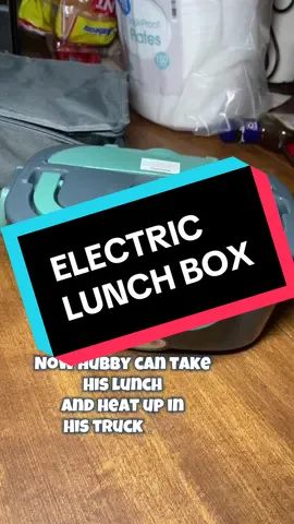 Literally comes with everything you need 🙌🏽 #electriclunchbox #lunchbox #giftforhim #tiktokshop #tiktokshopcreatorpicks 