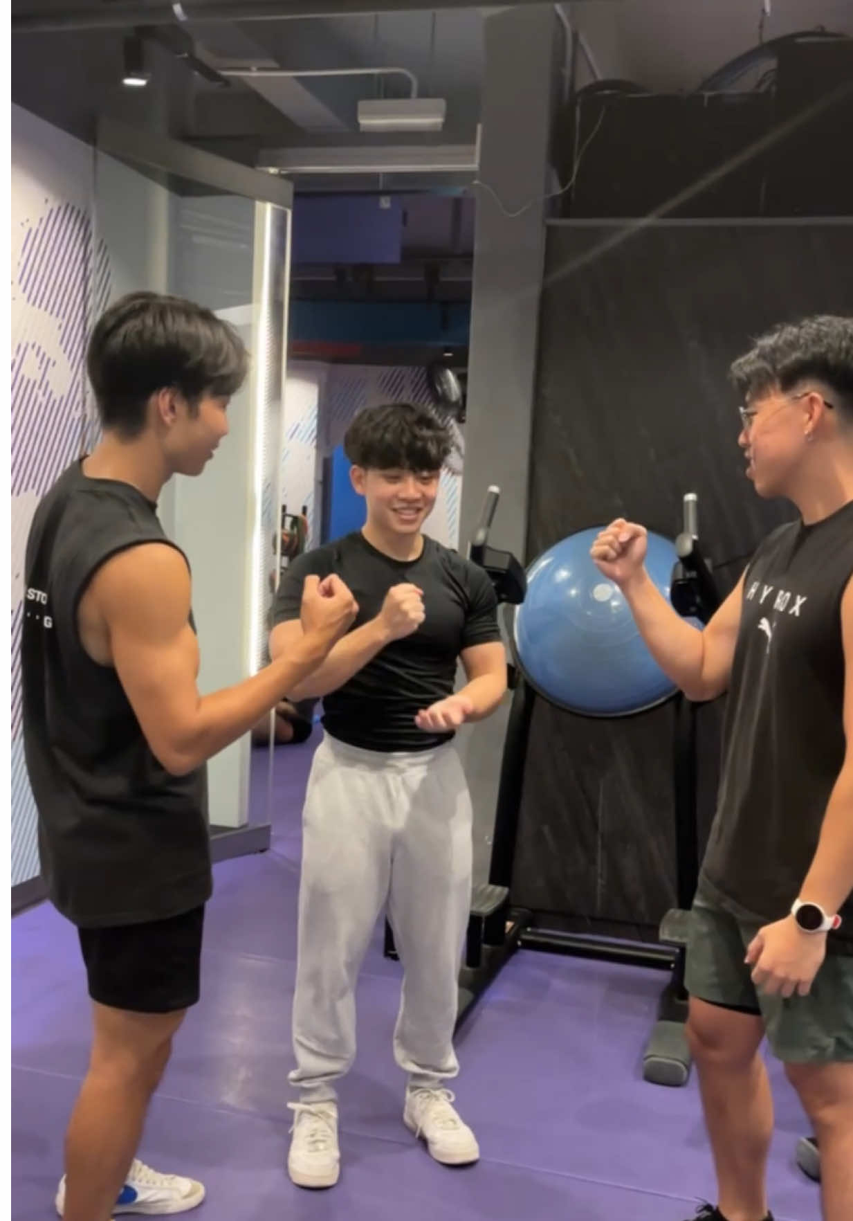 Javin got the best hyrox timing but the worst scissors paper stone skills 😂@javin chan @wzw 