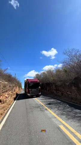 Carro lindo 😍🇧🇷 #galeradarodagem           #verdureiro  #caminhaopaixao      #foryou  #arqueados 