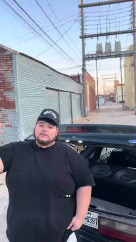 @RNB.Fo3MoB Texas challenge  Went viral once we can do it again! Follow my instagram @thescrewedupbaby #rnbfoemob #rnbfoemobchallenge #rnbfoemobopenversechallenge #openversechallenge #fyp 