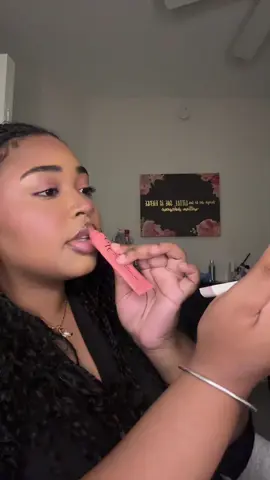 keeping my lips hydrated with my elf lip balm😍 #elfcosmetics #makeuptok #makeup #elfmakeup #lipgloss 