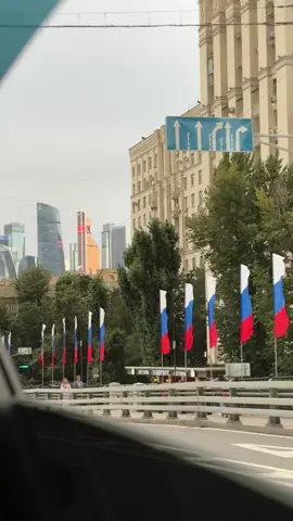 Моя красивая 🩷✨ #москва #moscow #russia 