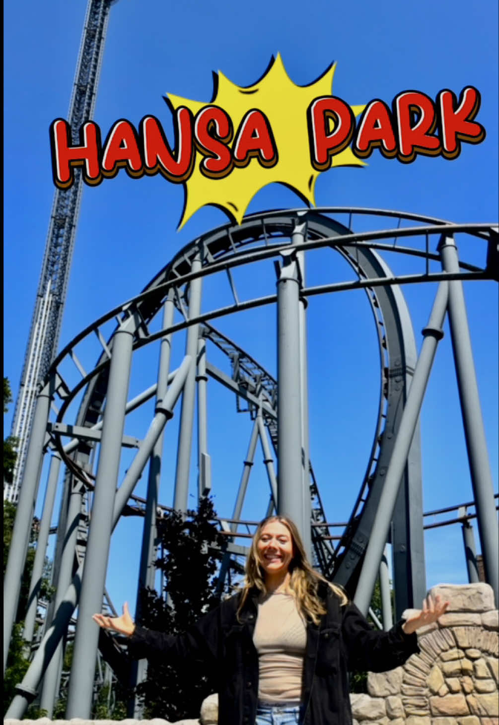 Der Hansa-Park ist der einzige Freizeitpark in Deutschland direkt am Meer 🌊. Tageskarte: 49,50 €, Kinder: 39,50 €. Saisonkarte für 125 € lohnt sich schon ab 3 Besuchen – und Parken kostet dann nur noch 2 €. Highlight: der Highlander – 120 m hoch, 103 m freier Fall, bis zu 120 km/h. Und der Schwur des Kärnan: 73 m hoch, 67 m Drop, 127 km/h – plus der legendäre Rückwärts-Start in die Dunkelheit 🎢🔥. Mein Fazit: Ein Park mit Adrenalin, Klassikern wie Nessie – und dazu Meer-Feeling pur! #viral #explore #foryoupage #freizeitpark #hansapark     