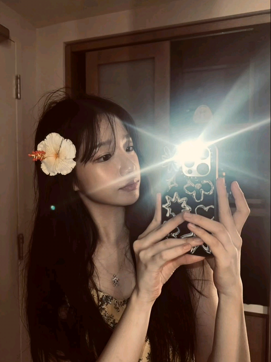 ˖ ࣪ ✽◝.꩜ ‹ 𐔌 . ⋮ #JOYURI .ᐟ ֹ ₊ ꒱ :: 𐔌 essa música eh tão bonitinha , me lembra muito a su zaizai e o zhang lurang ! ’ 😓🖐🏻💛 ㅤ #izone #dedicate #fyp #viral 