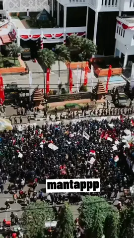 demo mahasiswa#demomahasiswa#fyppppppppppppppppppppppp #25agustus #demodpr #infodemodpr #demo #dpr 