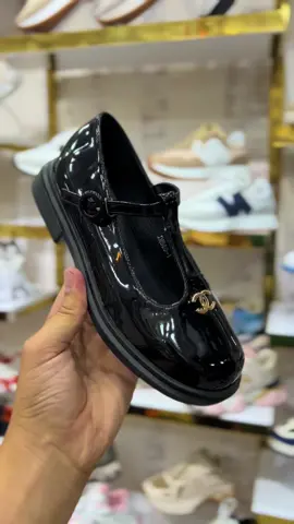 #fyp #الشعب_الصيني_ماله_حل😂😂 #SlimaneShoes #cheda_tlemcen_hema_we_chane #اكسبلور #black #chanel 