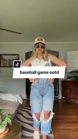 Outfit of the day for a baseball game/winston Salem dash game!!! I’m so excited for a HOT DOGGG!! #outfitinspo #baseballgameoutfit #winstonsalemdash 